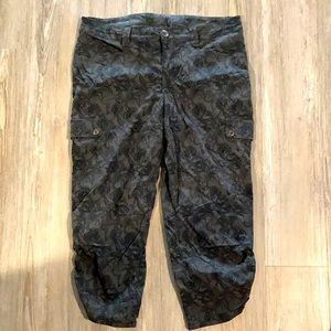 Eddie Bauer grey cami crop cargo pants